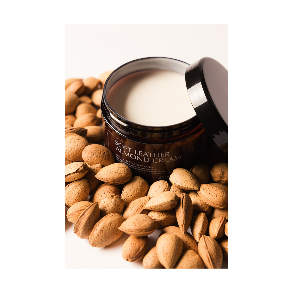 Grooming Deluxe Lederbalsam Soft Leather Almond Cream 450 ml